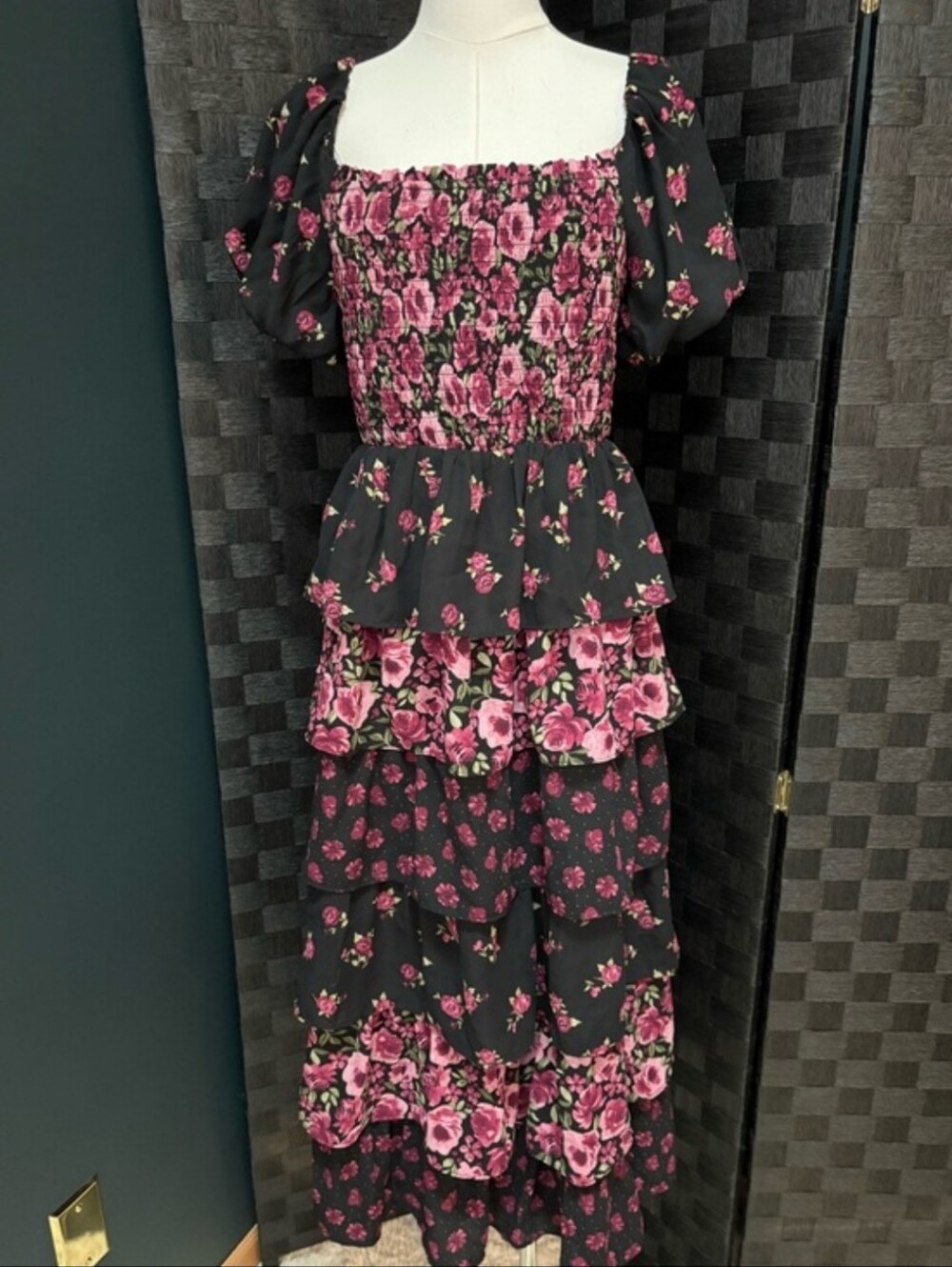 Dry Goods Crystal Doll Puff Sleeve Tiered Midi Dress - Picture 2 of 6